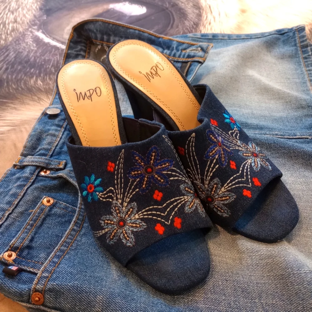 Denim & flower design shoes - Picture 2 of 7